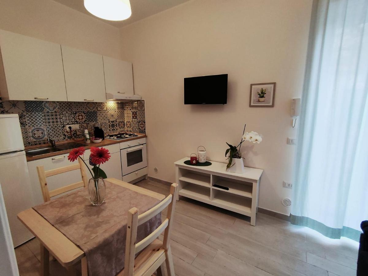 Botteghelle Home Casalnuovo Di Napoli Exteriör bild